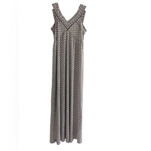 Max Studio Black and White Sleeveless V-Neck Sundress XS